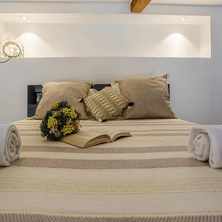 My Casa - 4 Place Massena - Duplex * Nicea